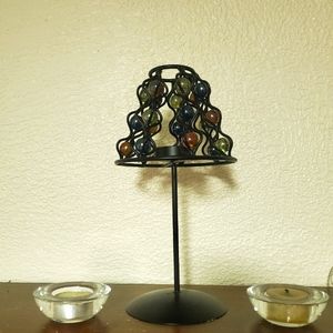 Tealight candle holder